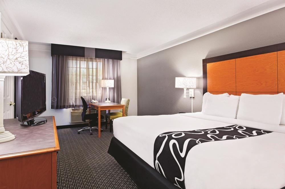 La Quinta Inn By Wyndham Champaign Kültér fotó