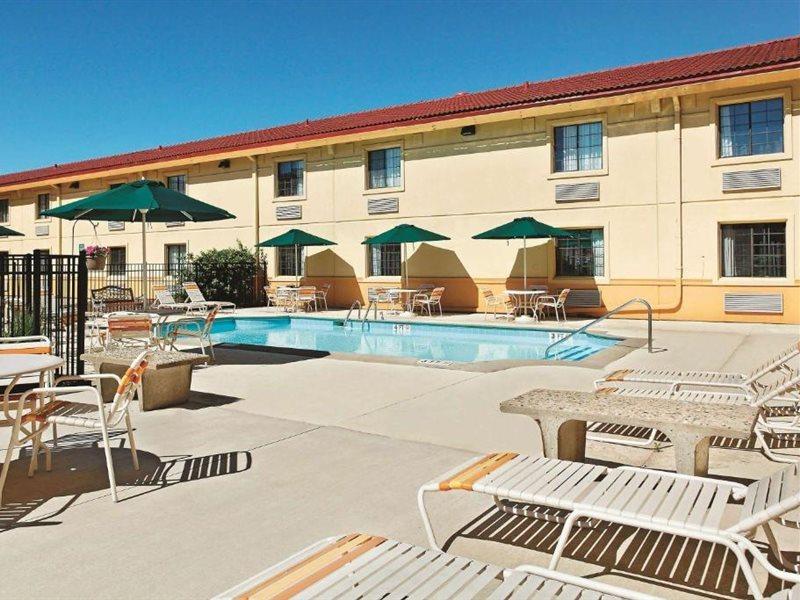 La Quinta Inn By Wyndham Champaign Kültér fotó