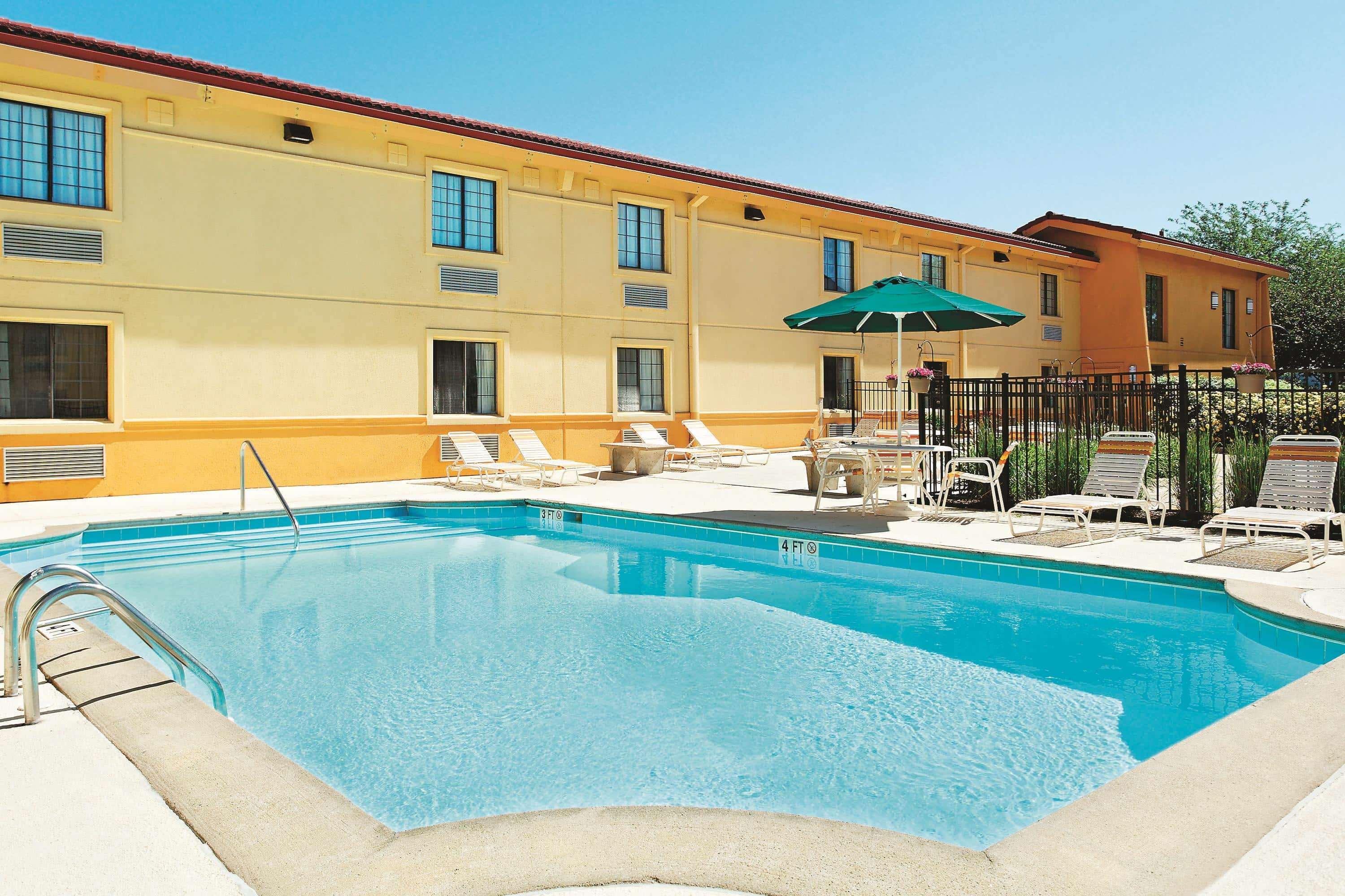 La Quinta Inn By Wyndham Champaign Kültér fotó