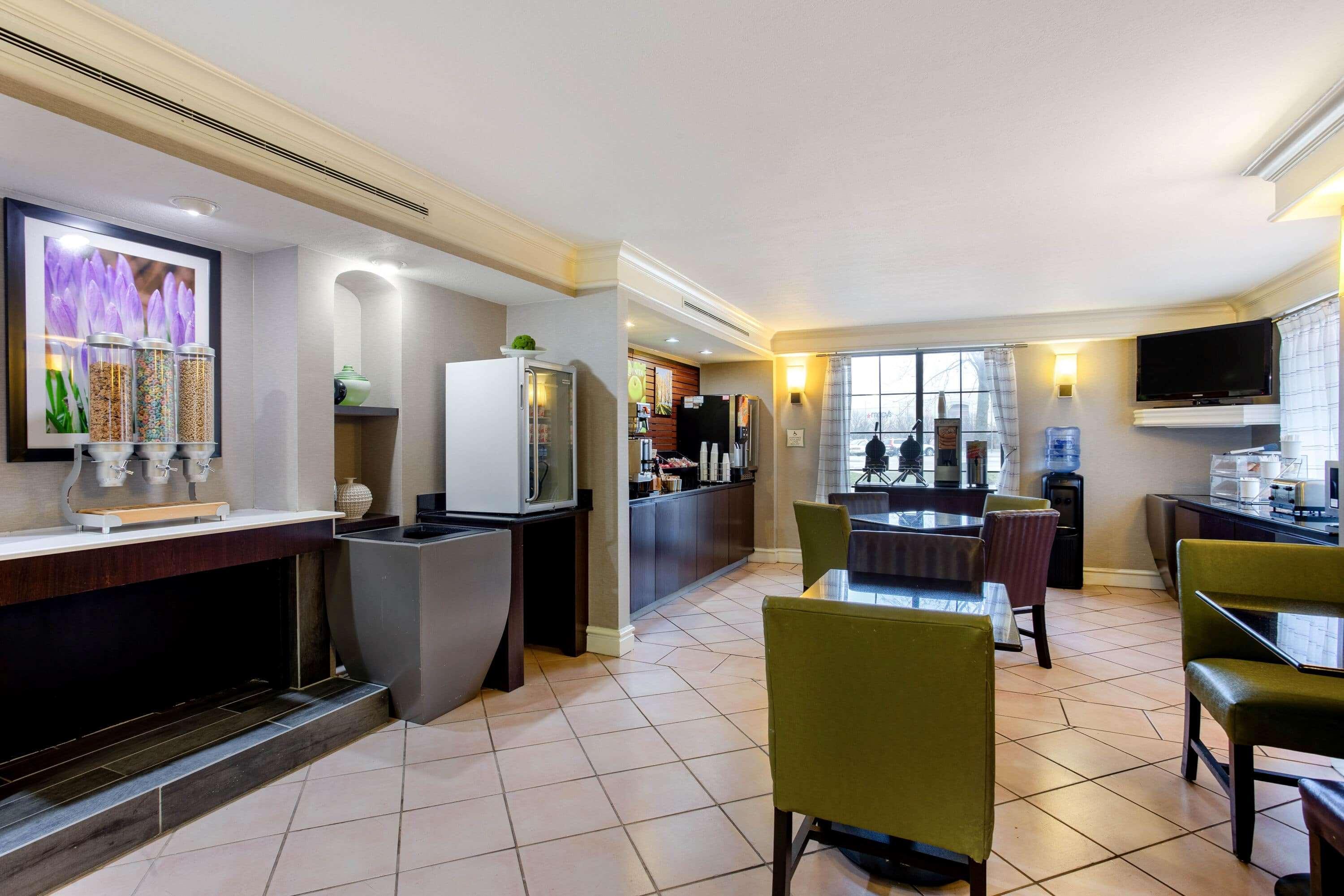 La Quinta Inn By Wyndham Champaign Kültér fotó